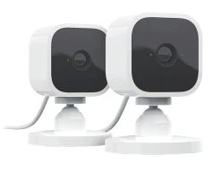 Blink Mini Mains-Powered White Wireless 1080p Indoor Square Smart Camera 2 Pack