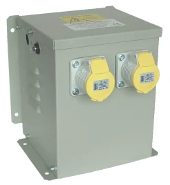 Carroll And Meynell Transformers Carroll & Meynell 3300VA Intermittent Step-Down Isolation Transformer 230V/110V