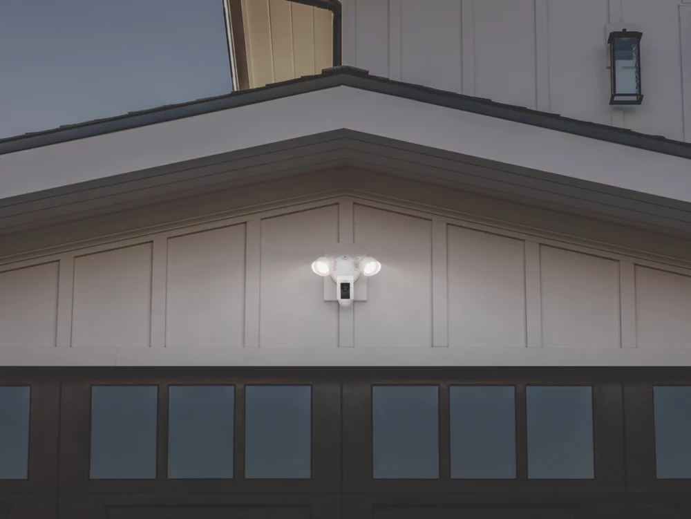 Ring By Amazon Ring Cam Wired Plus 8SF1P1-WEU0 White Wired 1080p Outdoor Smart Camera With Floodlight With PIR Sensor - Image 5