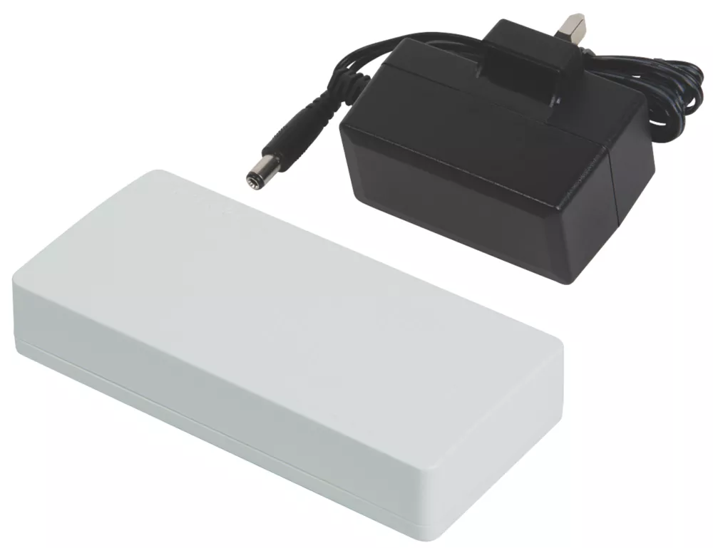 Tenda S108 8 Port Network Switch White 2 Tenda S108 8 Port Network Switch White - Image 2