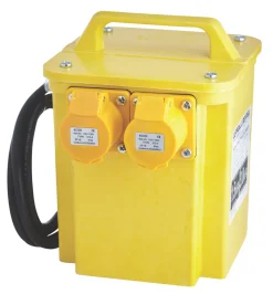 Carroll And Meynell Transformers Carroll & Meynell 3000VA Intermittent Step-Down Isolation Transformer 230V/110V