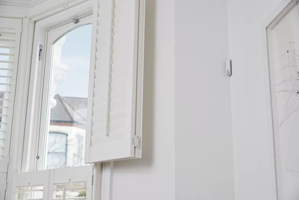 Hive ICEMTNSENSOR Motion Sensor - Image 2